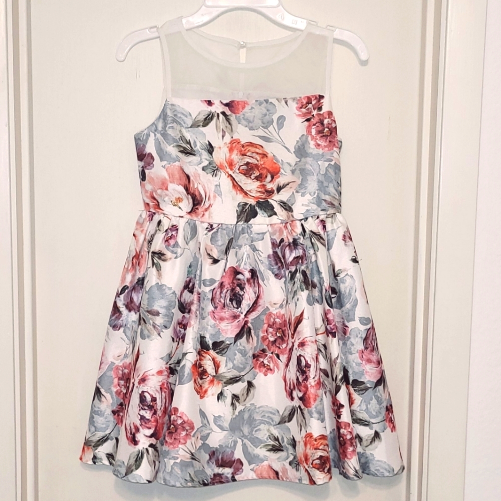NEW Big girl dress Size 7/8